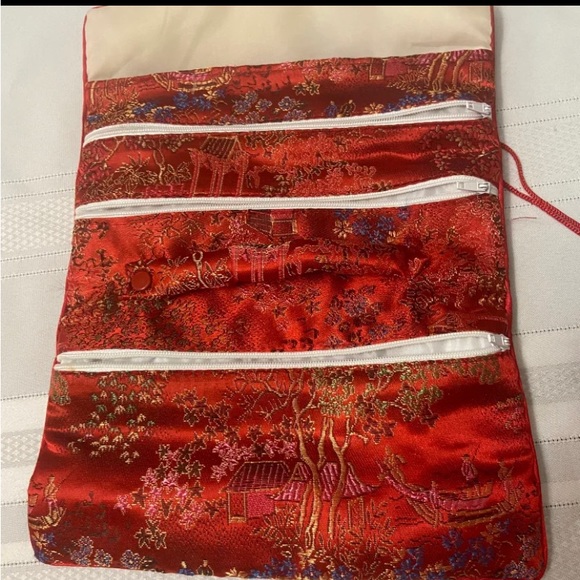 Jewelry Wallet / Travel  Storage- 3 zippered compartments - Picture 3 of 8